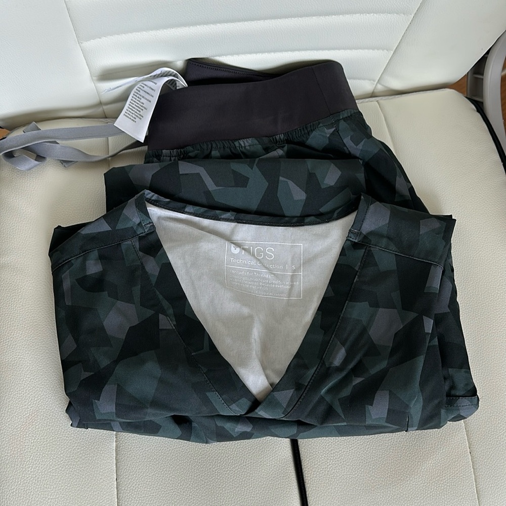 Figs FreeX lined camo set